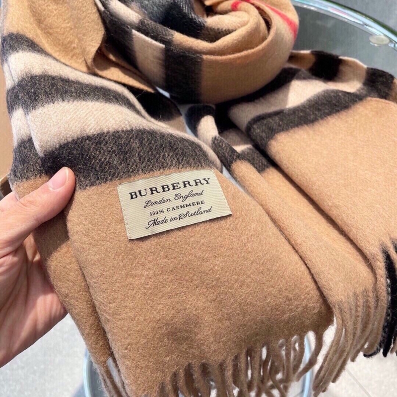 BURBERRY